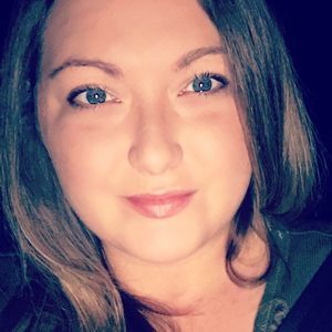 Meet your Posher, Holly